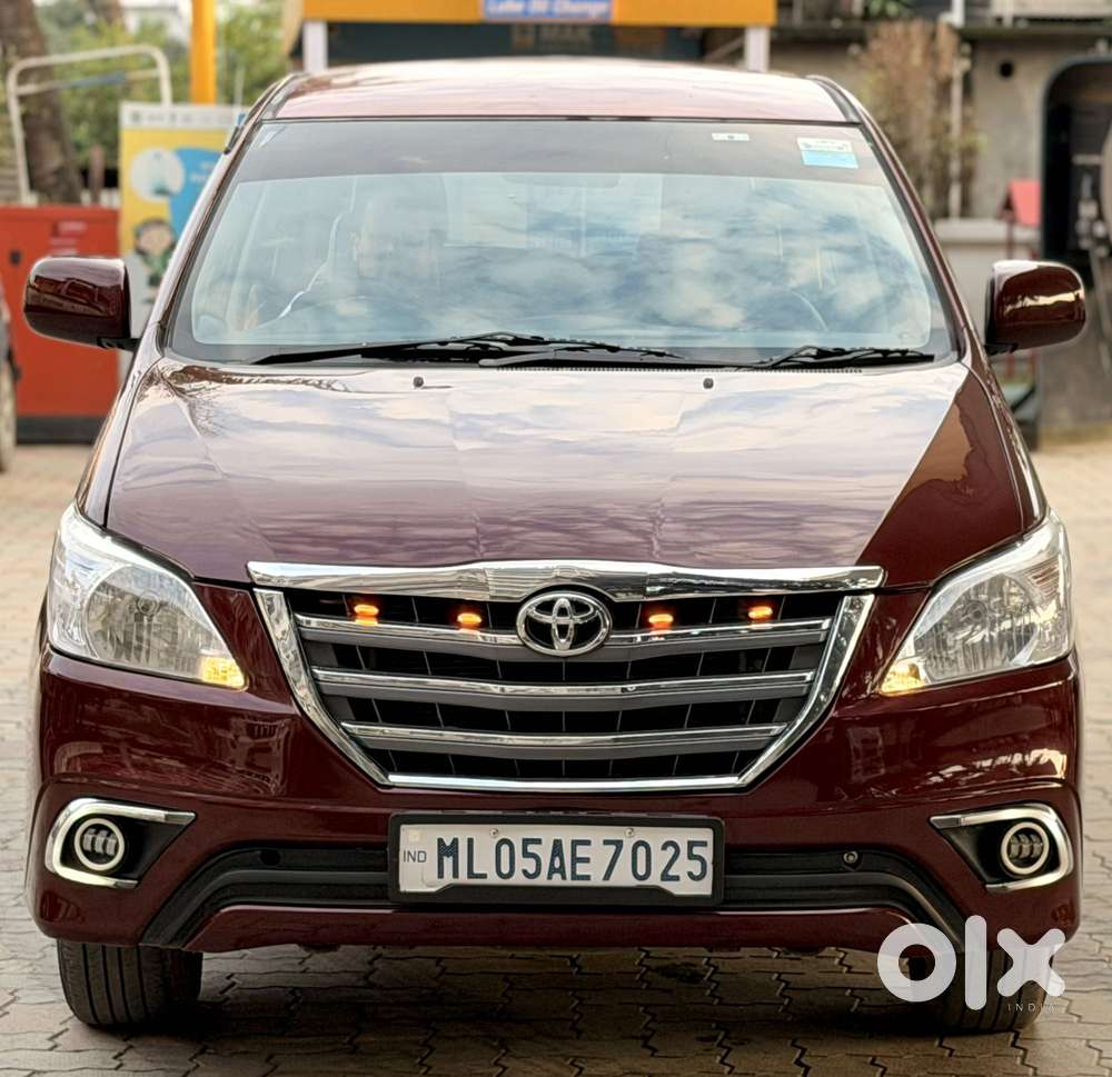 Toyota Innova 2.5 G (diesel) 8 Seater, 2014, Diesel