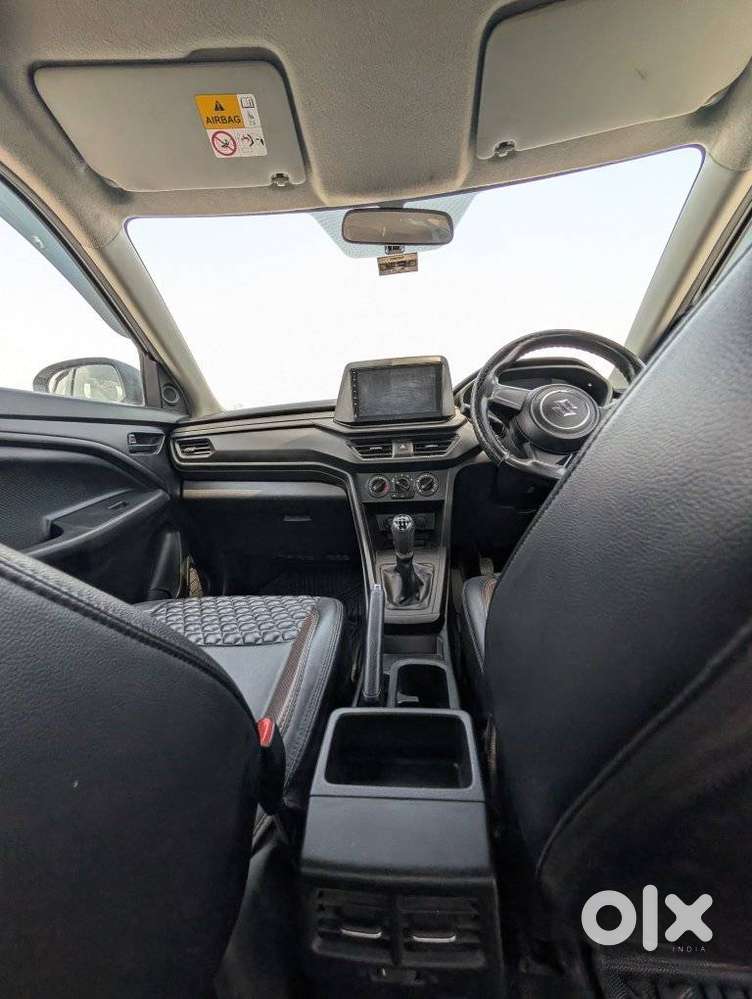 Maruti Suzuki Brezza 1.5 Lxi Smart Hybrid, 2024, Petrol