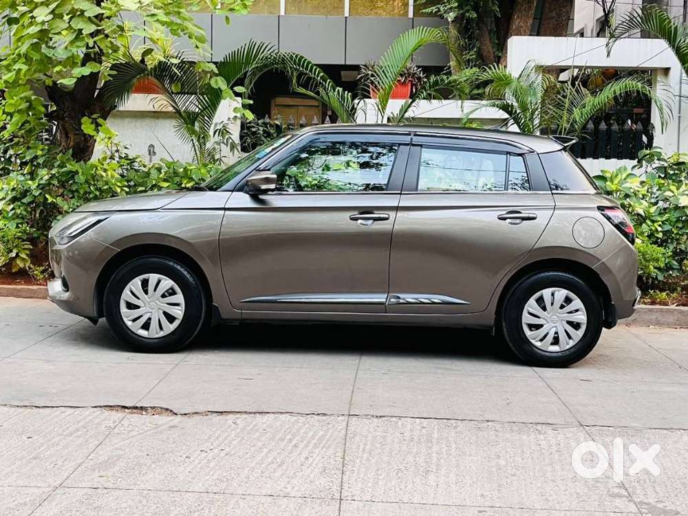 Maruti Suzuki Swift Vxi + Manual, 2026, Petrol