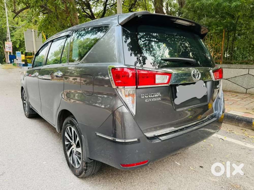 Toyota Innova Crysta [2020-ongoing] 2.7 Zx At 7 Str, 2022, Petrol