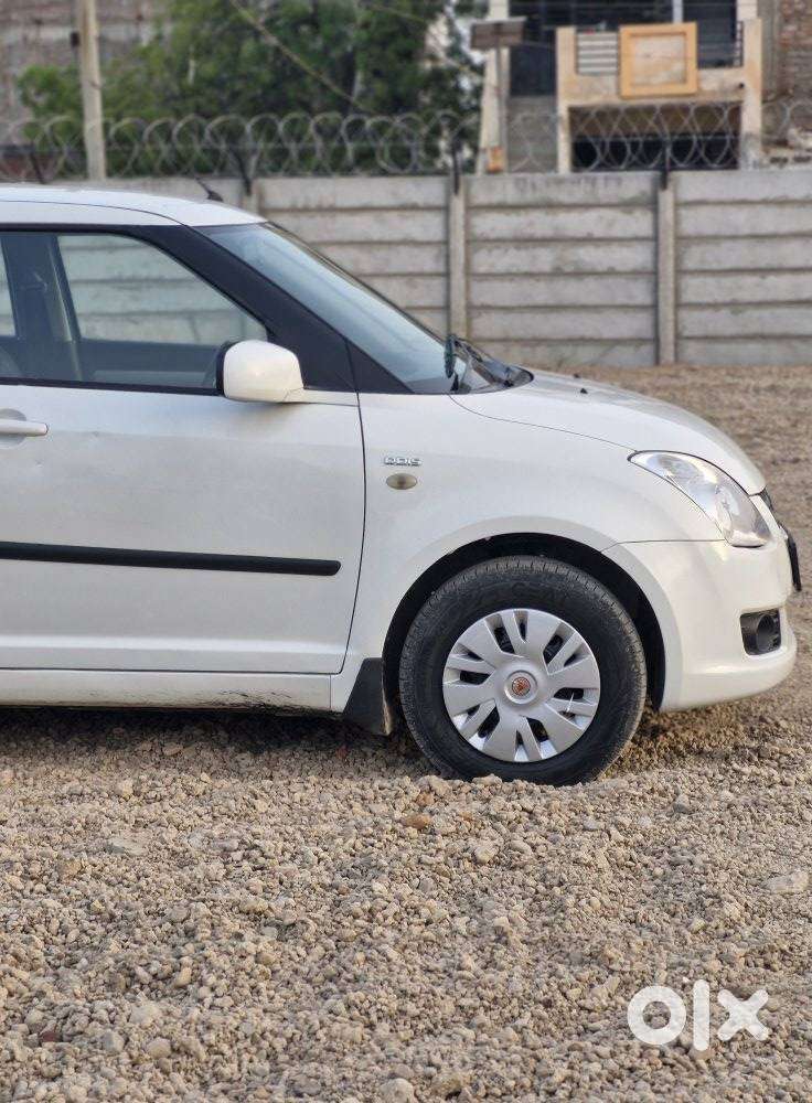 Maruti Suzuki Swift Dzire Vdi Optional, 2010, Diesel