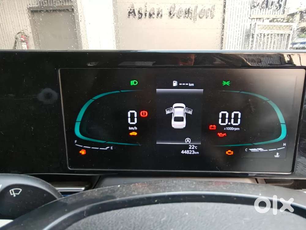 Hyundai Verna 1.5 Mpi Mt Sx (o), 2023, Petrol
