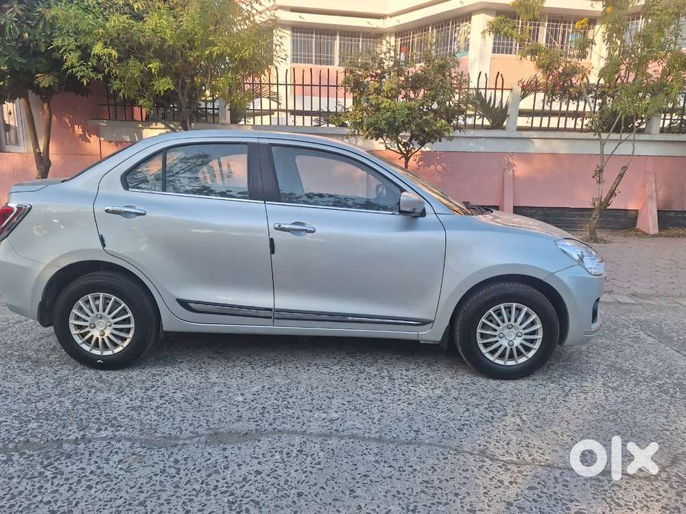 Maruti Suzuki Swift Dzire Vxi Optional, 2020, Petrol