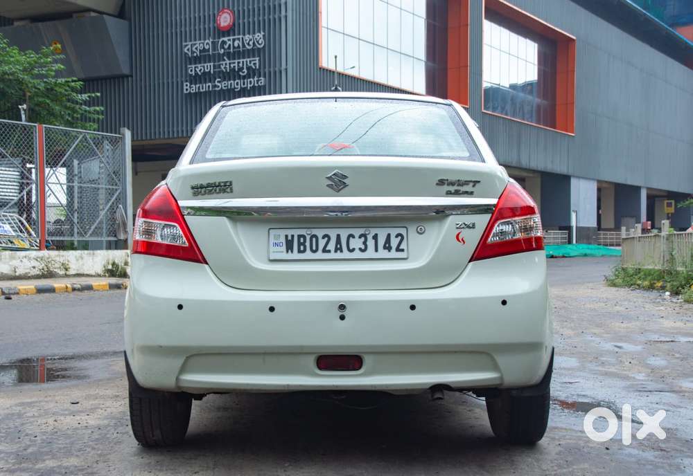 Maruti Suzuki Dzire 1.2 Zxi, 2013, Petrol