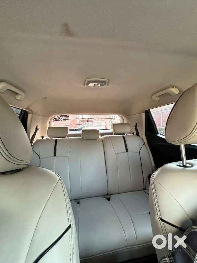 Mahindra Xuv300 Turbosport 2020 Diesel 144000 Km Driven