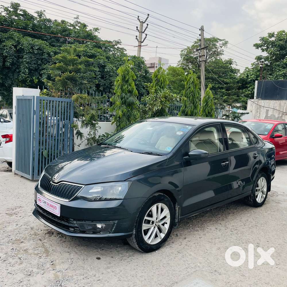 Skoda Rapid 1.6 Mpi At Style, 2017, Petrol