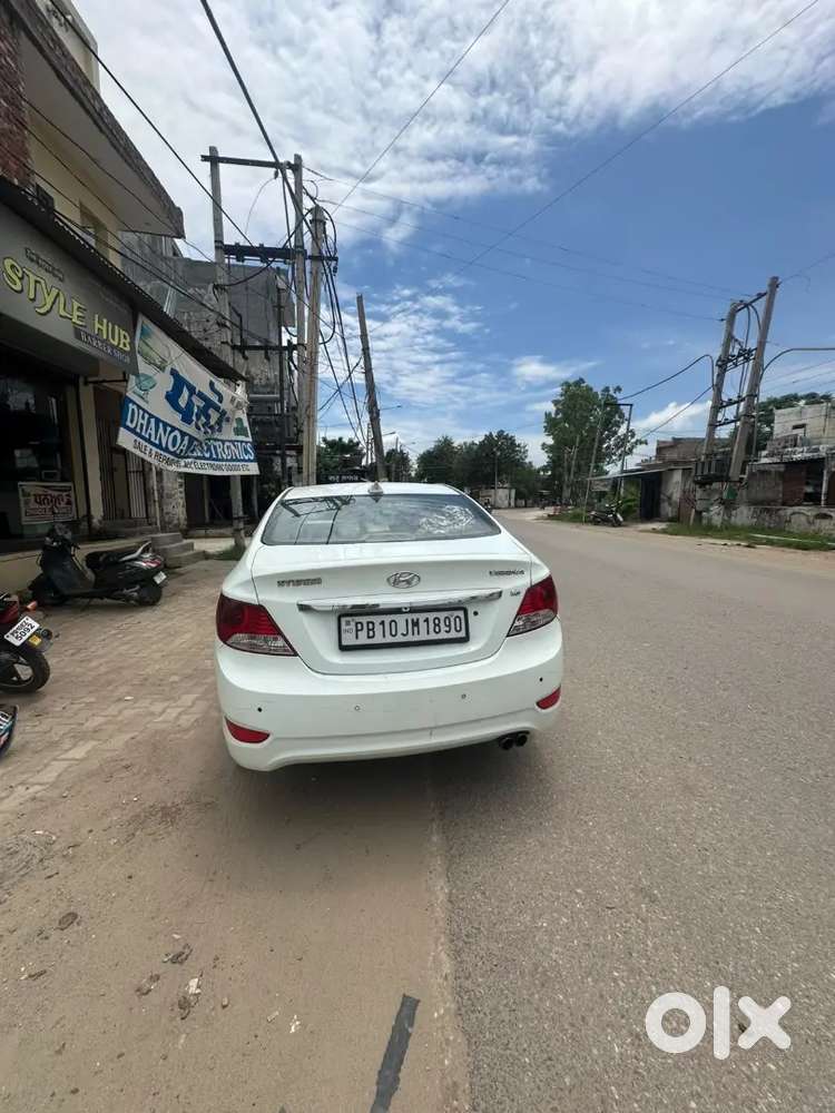 Hyundai Verna 1.6 Crdi 2012