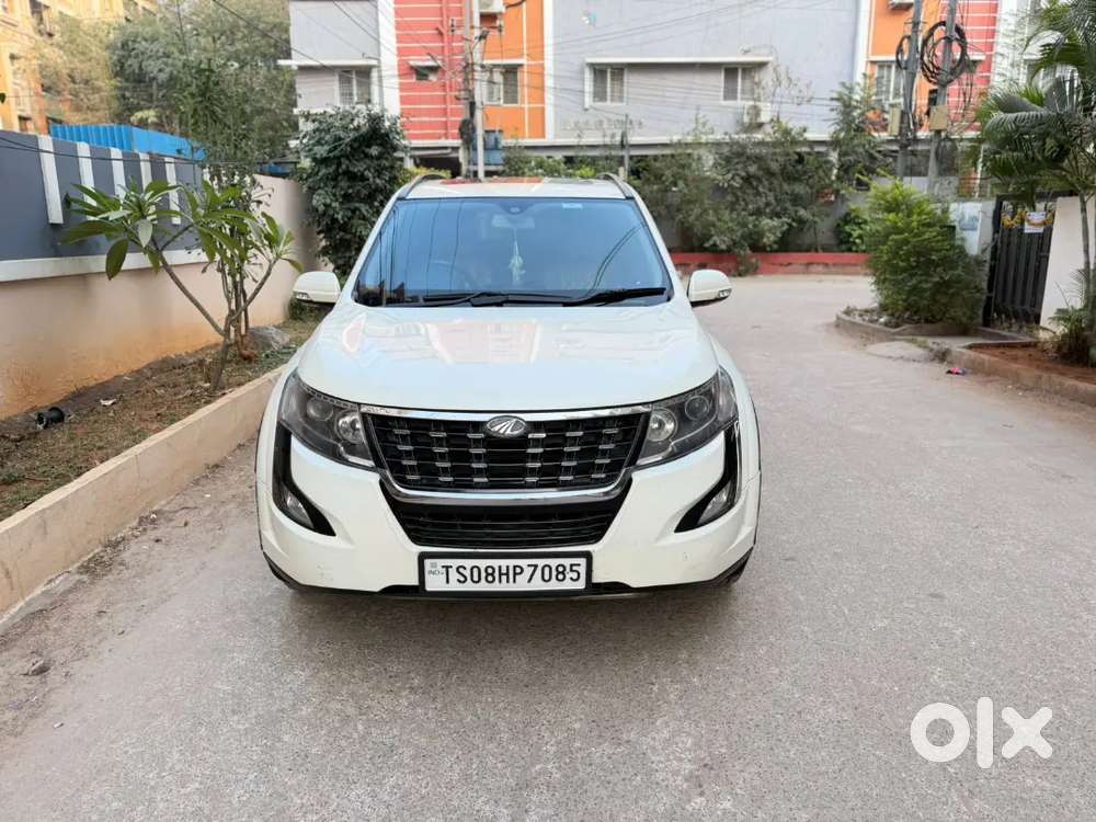 Mahindra Xuv500 W11