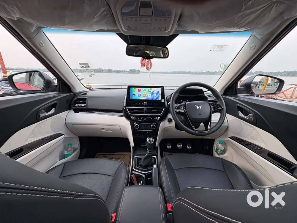 Mahindra Xuv 3xo Revx 2026