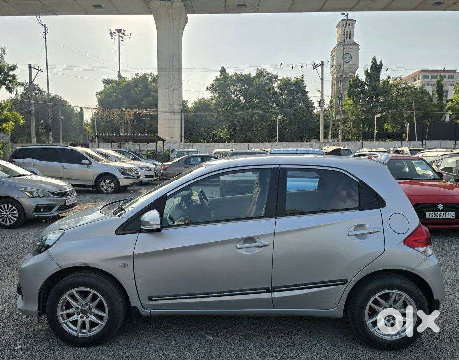 Honda Brio S Mt, 2017, Petrol