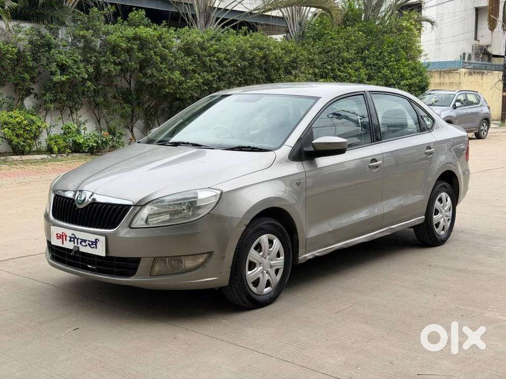 Skoda Rapid 1.5 Tdi Ambition Plus, 2012, Diesel