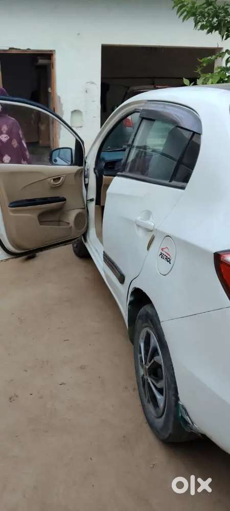 Honda Amaze 1.2 E 2016