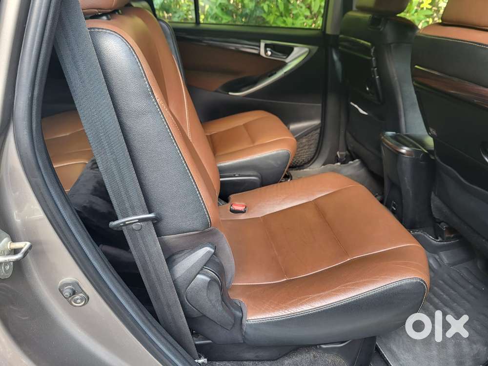 Toyota Innova Crysta 2.8z Automatic, 2018, Diesel