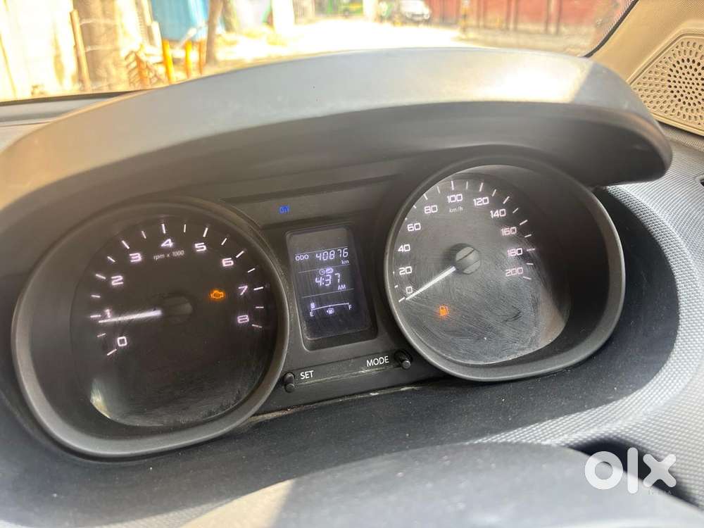 Tata Tiago 1.2 Revotron Xm, 2018, Petrol