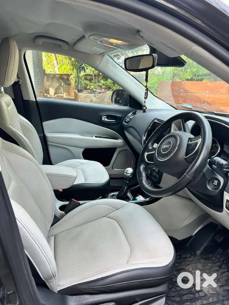 Jeep Compass Limited 2.0 Diesal Manual Black , Excellent Condtion Sale