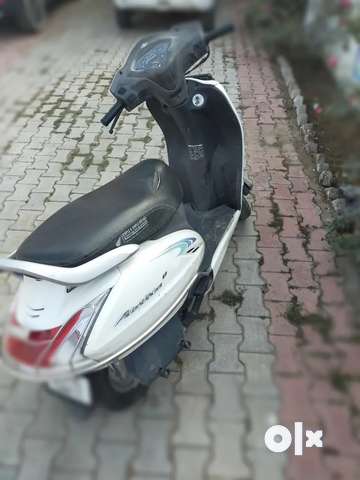 Olx cheap activa 2016