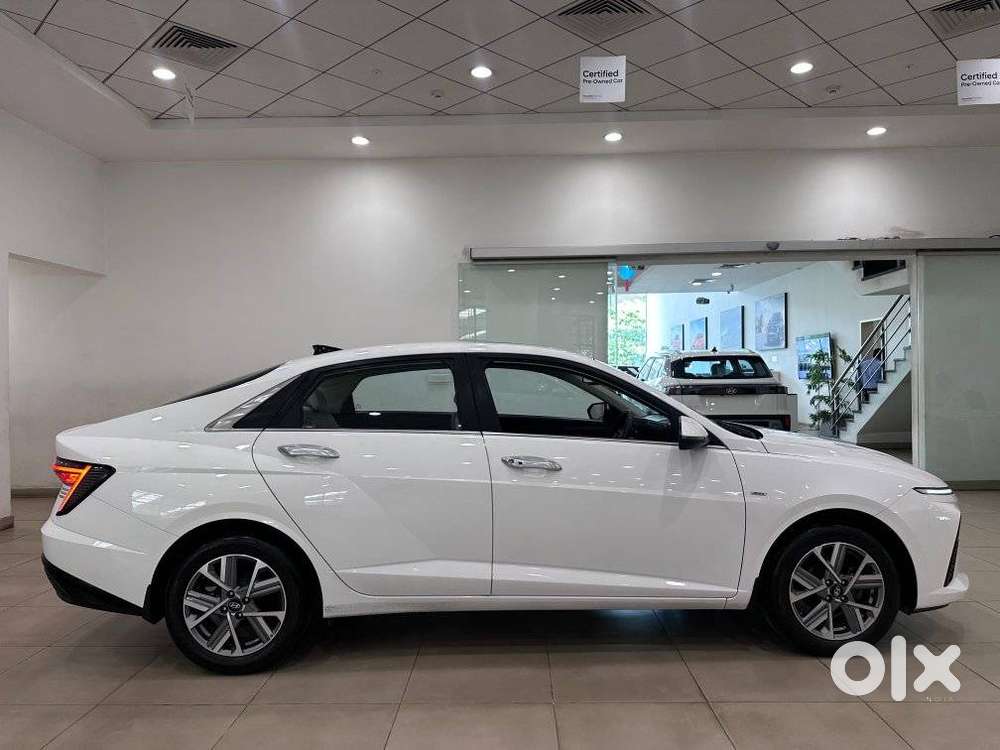Hyundai Verna 1.5 Sx (o) Ivt, 2023, Petrol