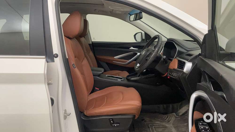 Mg Hector Plus 1.5 Sharp Turbo Cvt 6 Str, 2022, Petrol