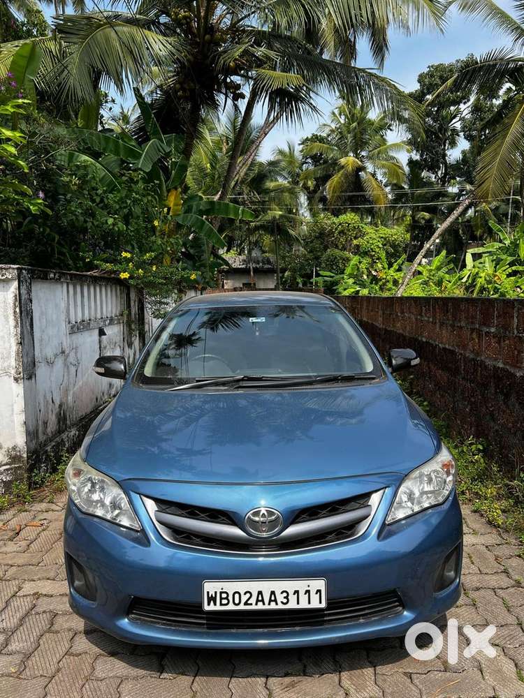 Toyota Corolla Altis 2012
