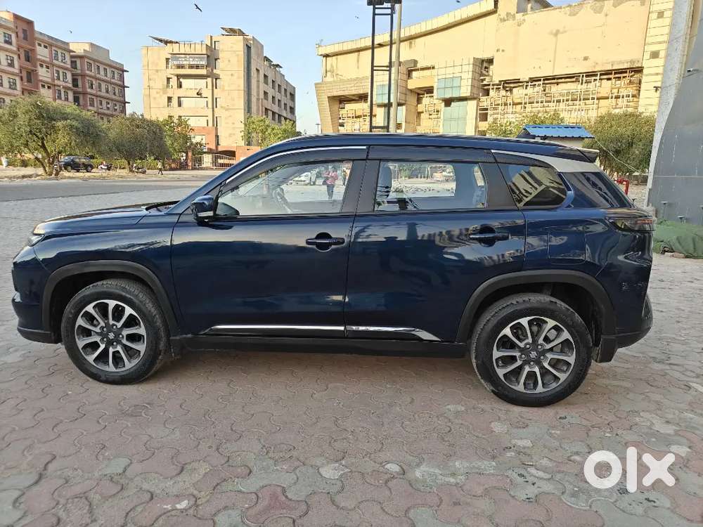 Maruti Suzuki Grand Vitara 2023 Petrol Well Maintained