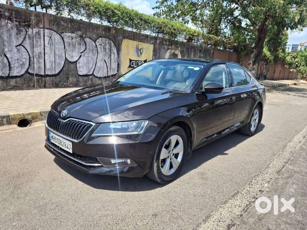 Skoda Superb Style 1.8 Tsi At, 2018, Petrol