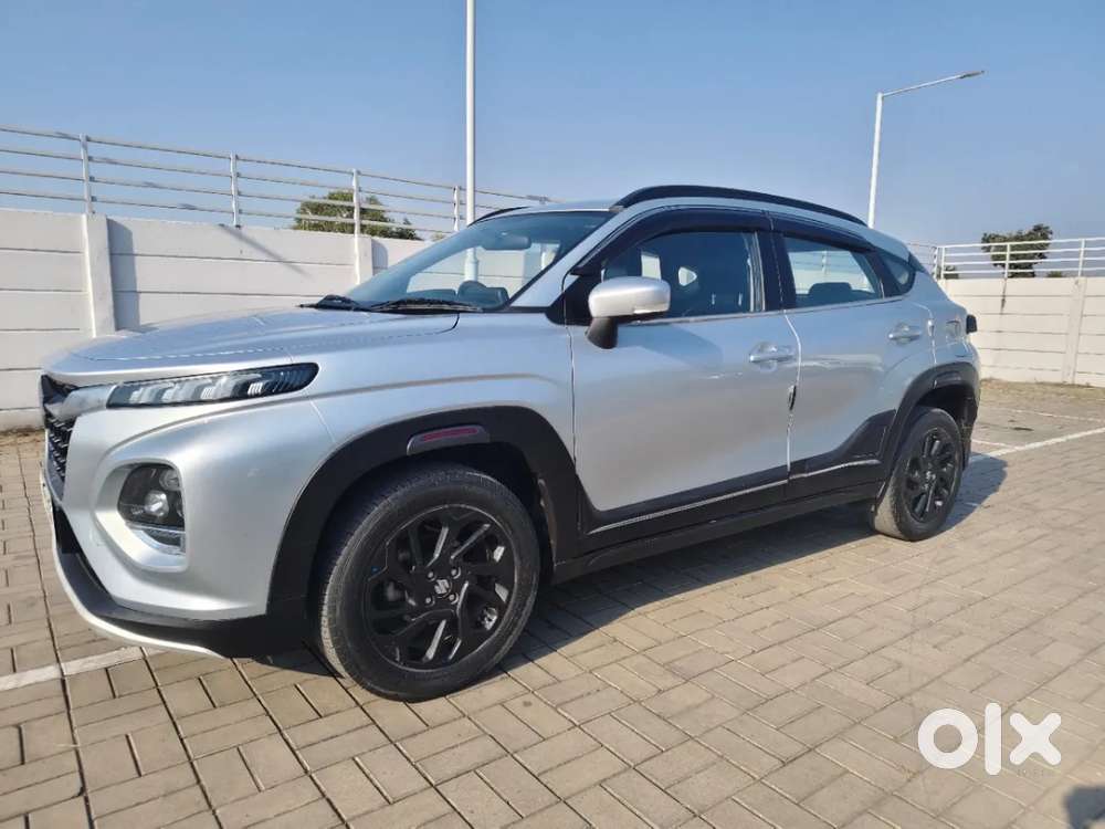 Maruti Suzuki Fronx Delta Plus 1.2l Mt, 2023, Petrol