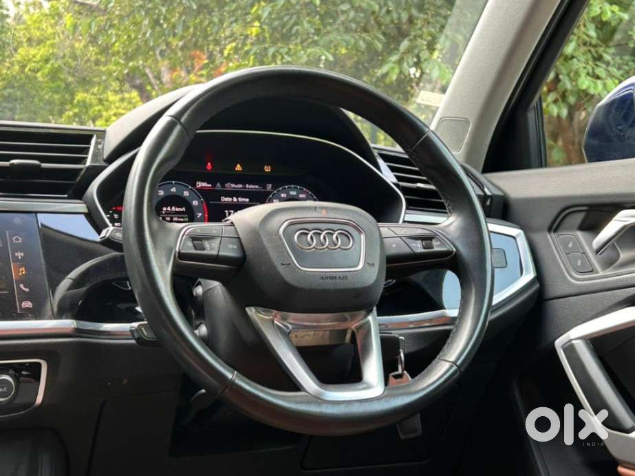 Audi Q3 40 Tfsi Premium, 2023, Petrol