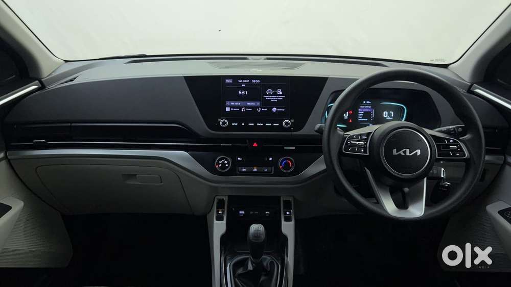 Kia Carens 1.4 Prestige 7 Str, 2023, Petrol
