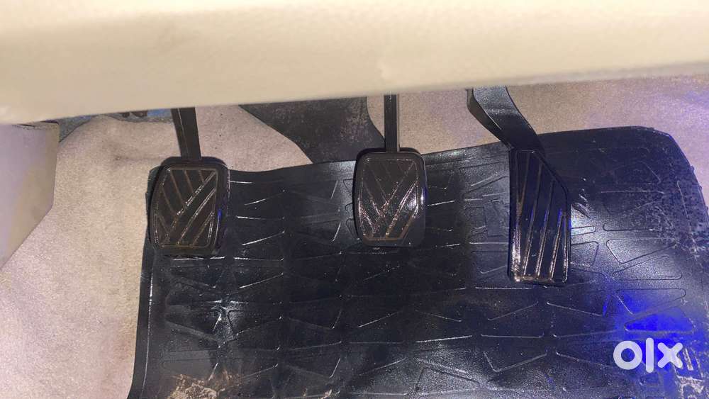 Maruti Suzuki Swift Dzire 1.2 Vxi Bsiv, 2016, Petrol