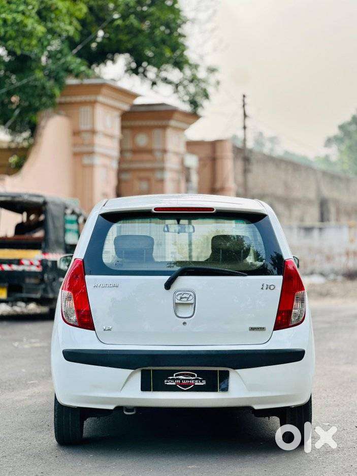 Hyundai I10 Sportz, 2010, Petrol
