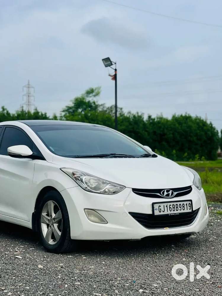 Hyundai Elantra 2013 Diesel 85000 Km Driven