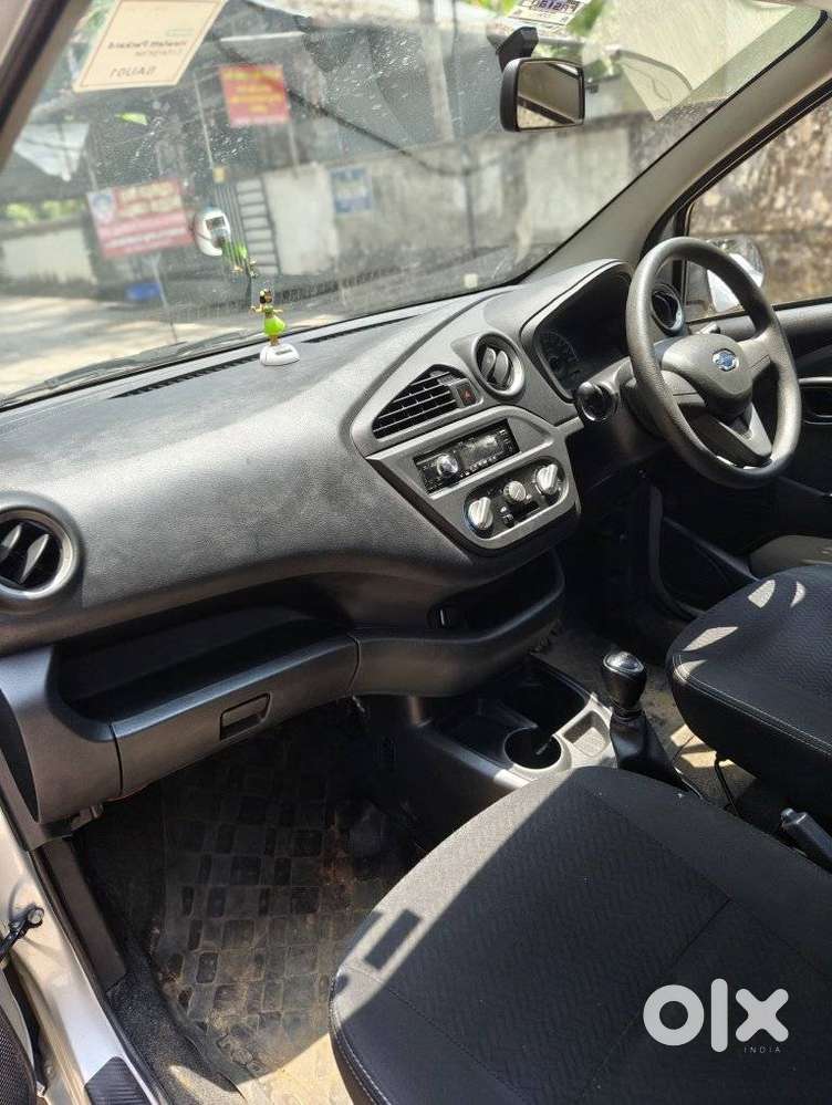 Datsun Redigo 1.0 Limited Edition 2018, 2017, Petrol