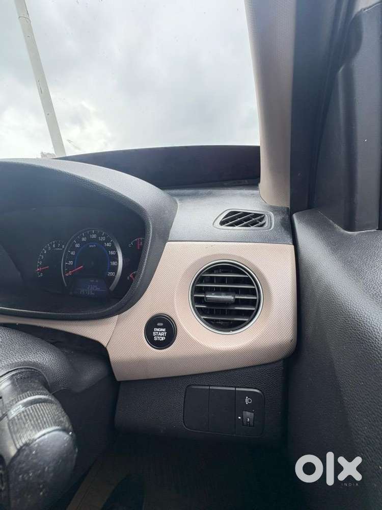 Hyundai Grand I10 2017 Petrol Well Maintained