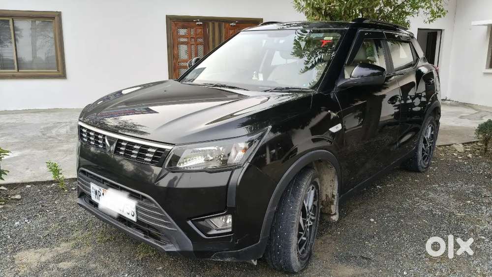 Mahindra Xuv300 2023 Petrol 38300 Km Driven