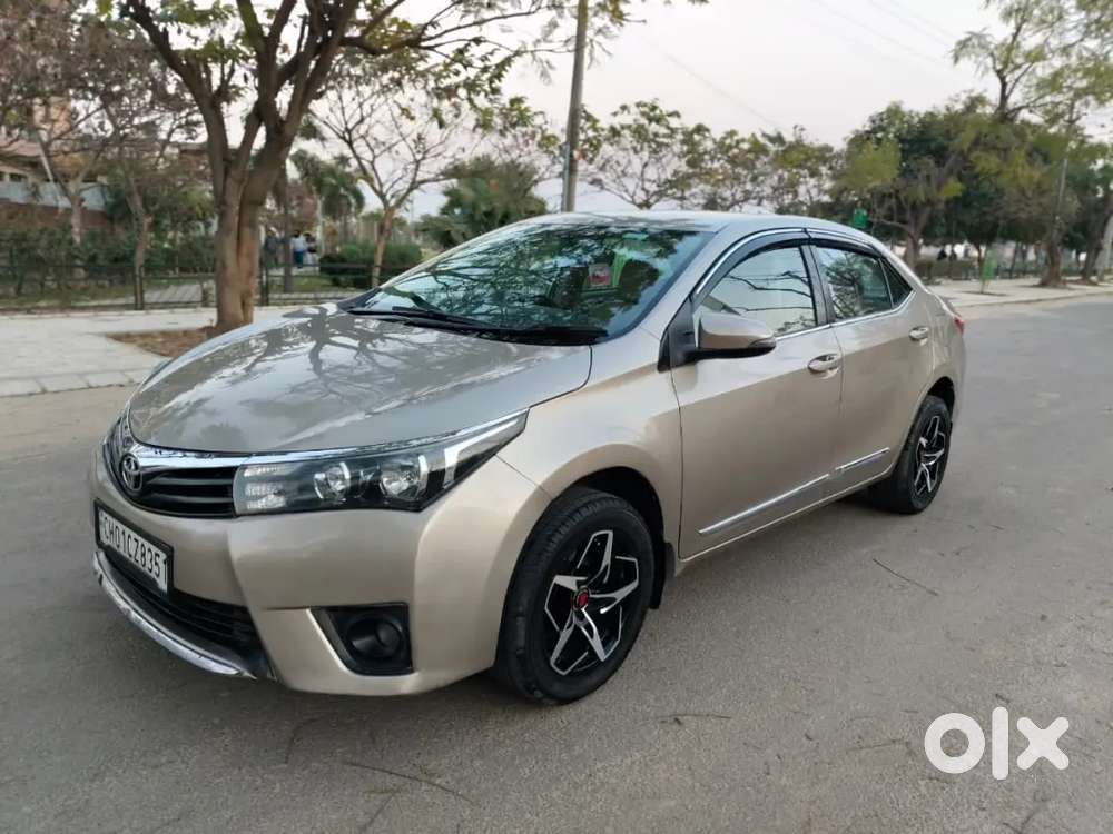 Toyota Corolla Altis 2015