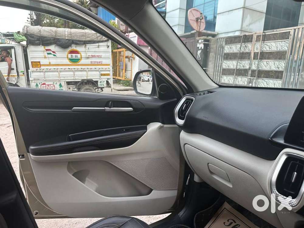 Kia Sonet 2020 Petrol Well Maintained