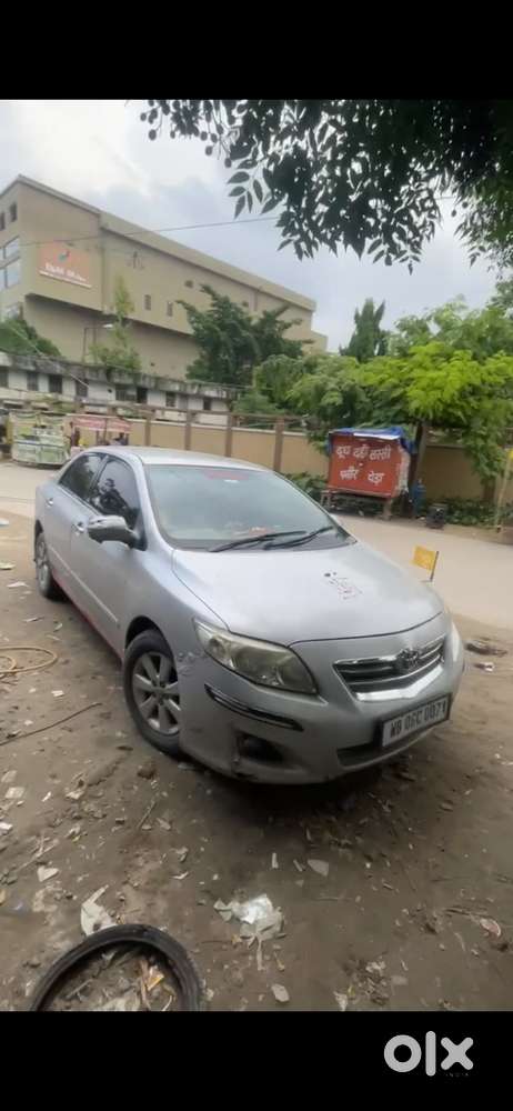 Toyota Corolla Altis 2010