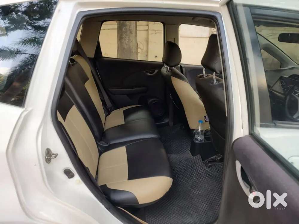 Honda Jazz 2013 Petrol Well Maintained