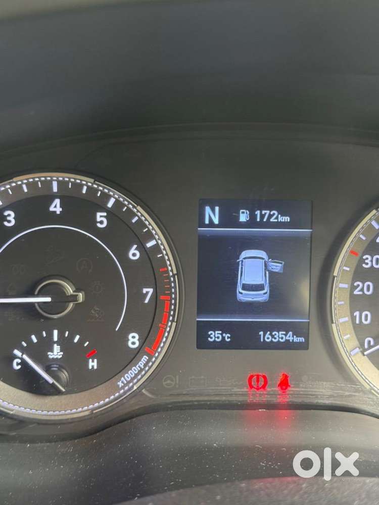 Hyundai Venue 2020 Petrol 16300 Km Driven