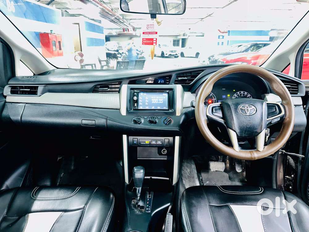 Toyota Innova Crysta 2.8 Gx At 8s, 2016, Diesel