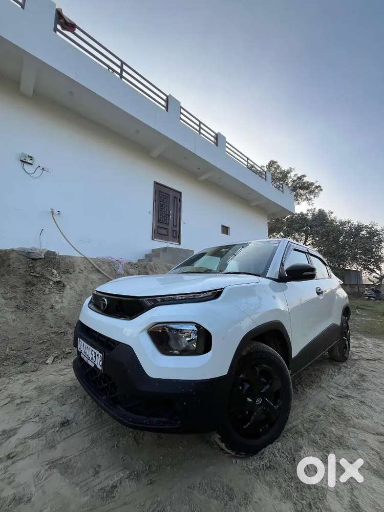 Tata Punch 2025 Petrol 3500 Km Driven