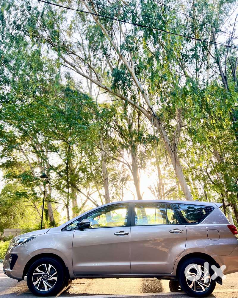 Toyota Innova Crysta [2020-ongoing] 2.4 Gx At 7 Str, 2021, Diesel