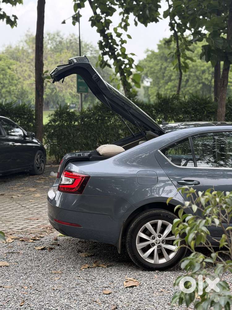 Skoda Octavia 1.8 Tsi Style Plus At, 2017, Petrol