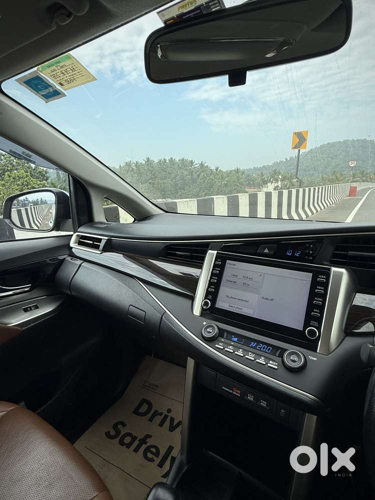 Toyota Innova Crysta