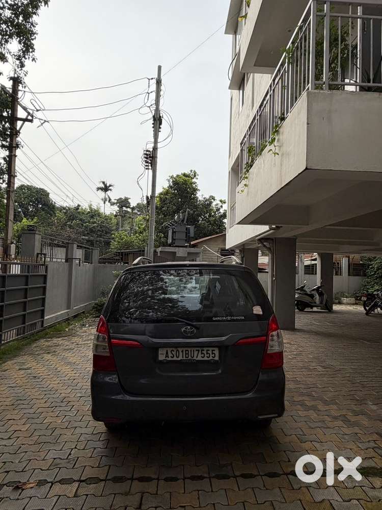 Toyota Innova Diesel 2015