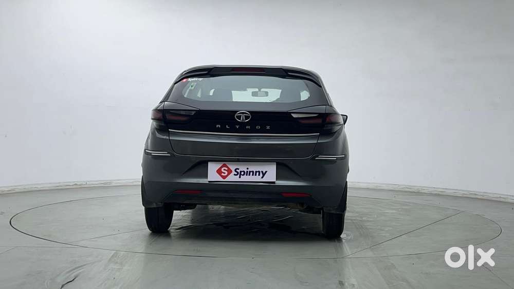 Tata Altroz 1.2 Xe, 2022, Petrol