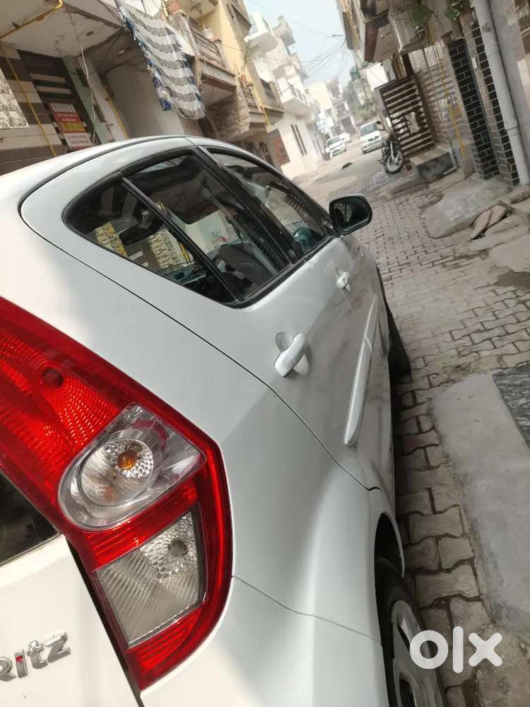 Maruti Suzuki Ritz Vxi 2015