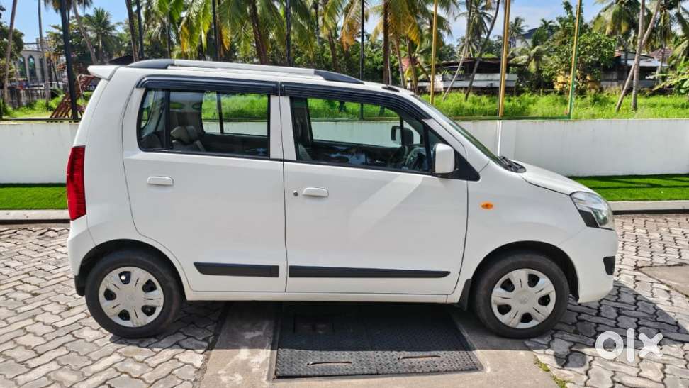 Maruti Suzuki Wagon R Vxi, 2016, Petrol