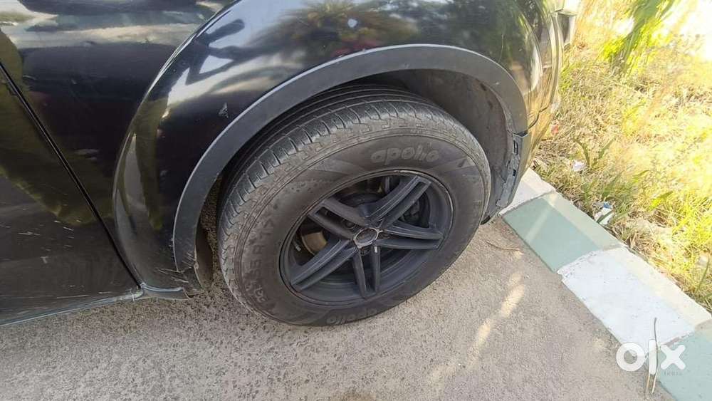 Mahindra Xuv500 2018 Diesel 80000 Km Driven