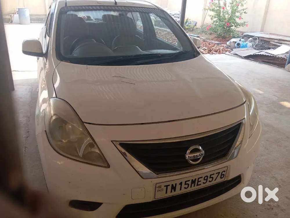Nissan Sunny 2014